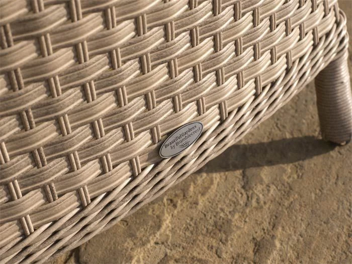 Bramblecrest Blenheim 4 Seat Set W 120cm Table & Parasol 2 Bramblecrest Blenheim 4 Seat Set W 120cm Table & Parasol - Image 2