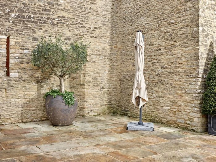 Bramblecrest Truro 3mx3m Square Side Post Parasol Sand With LED 2 Bramblecrest Truro 3mx3m Square Side Post Parasol Sand With LED - Image 2